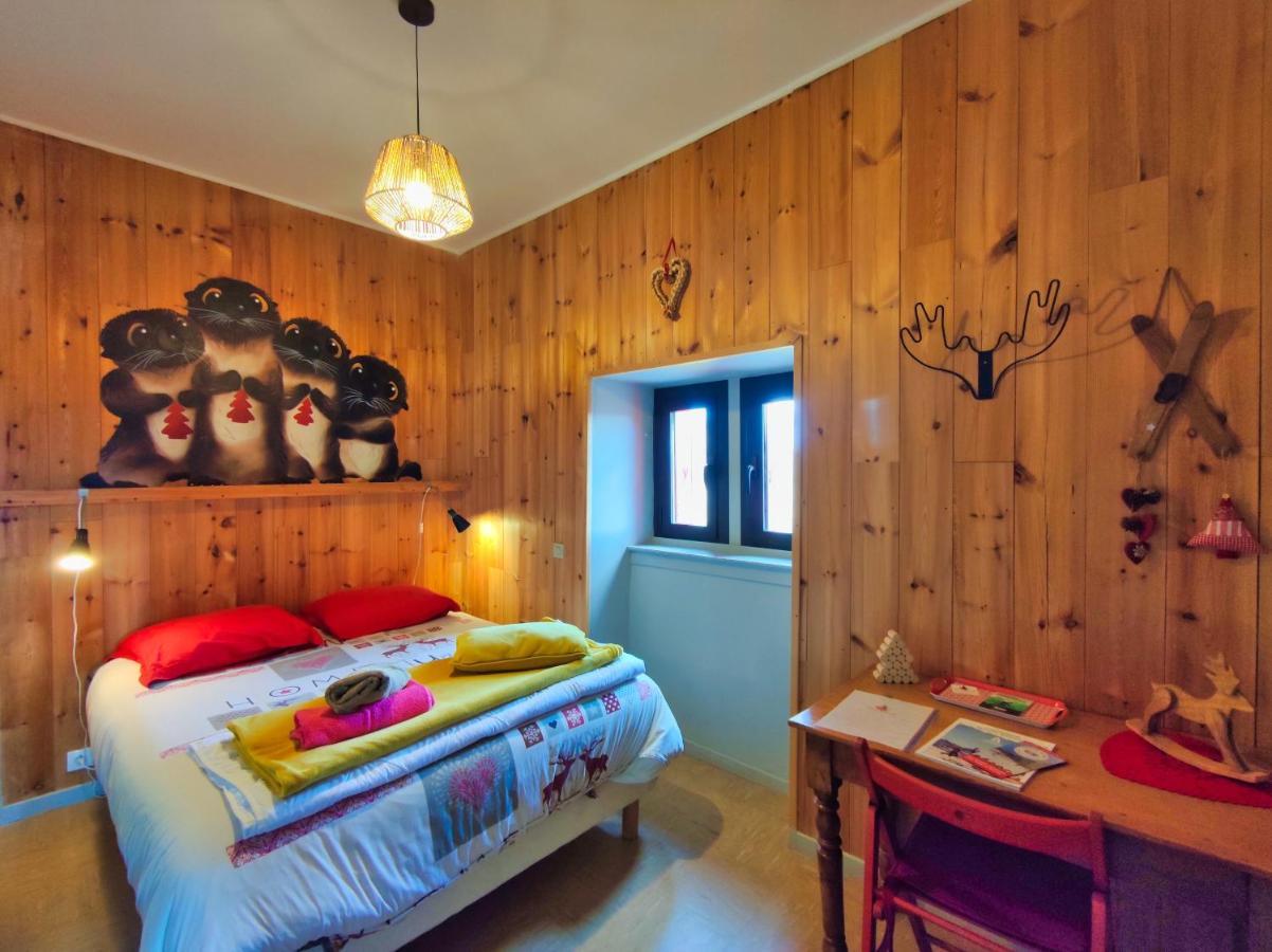 Le Sapin Rouge - Restaurant - Bar - D'hotes Gasthof
