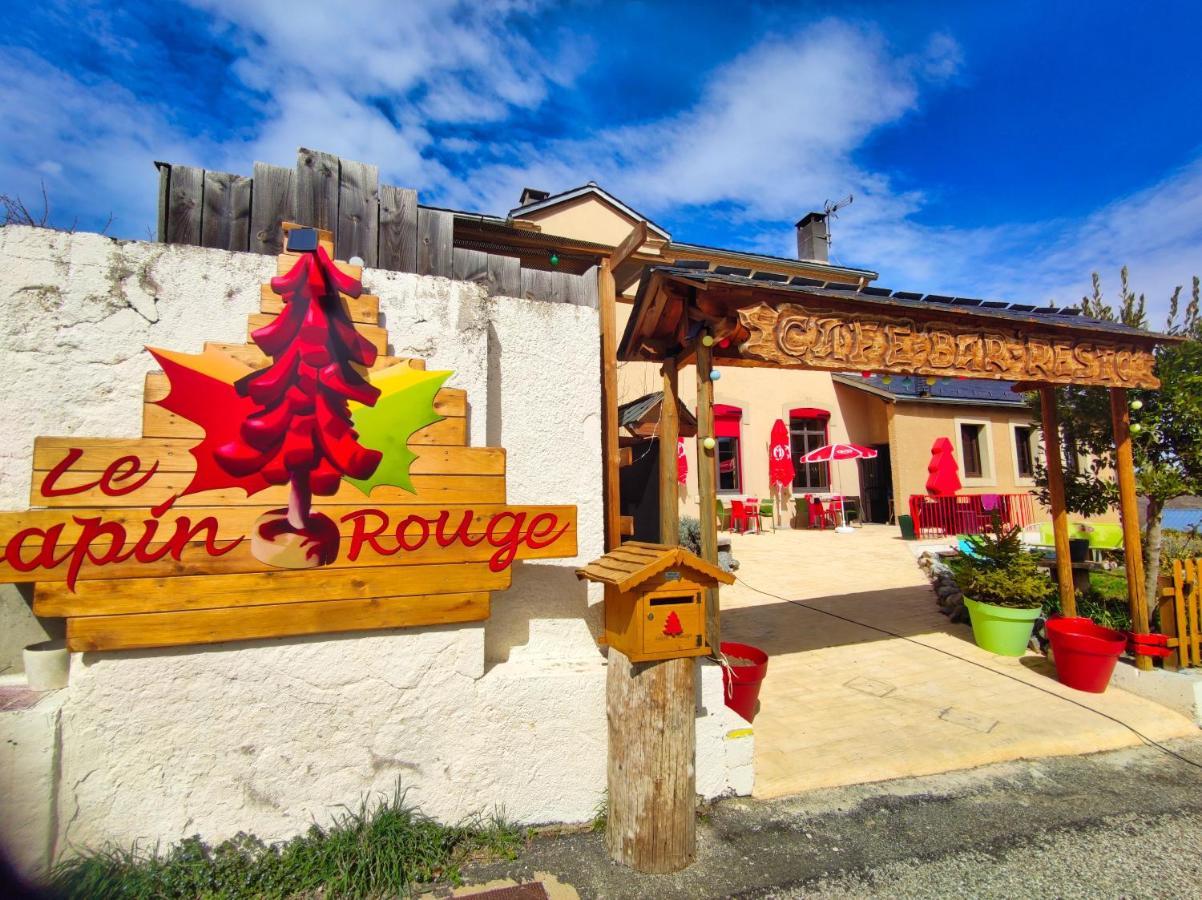 Le Sapin Rouge - Restaurant - Bar - D'hotes Artigues (Aude)